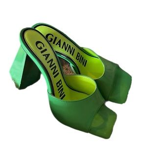 Gianni bini Caylor patent square toe heel sandals